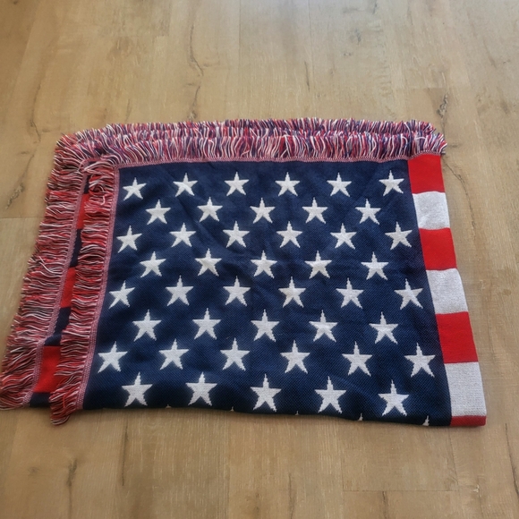 Northwest American Flag Throw Blanket - Picture 1 of 5